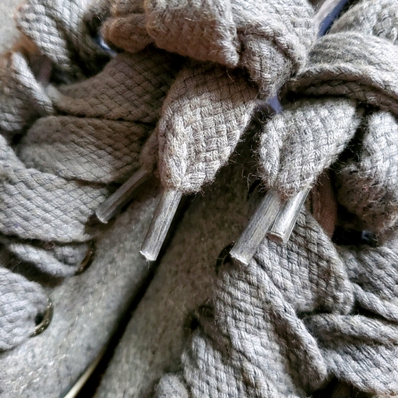 Sperry Wool Blend Sneakers with Chunky Laces RARE - Picture 9 of 12